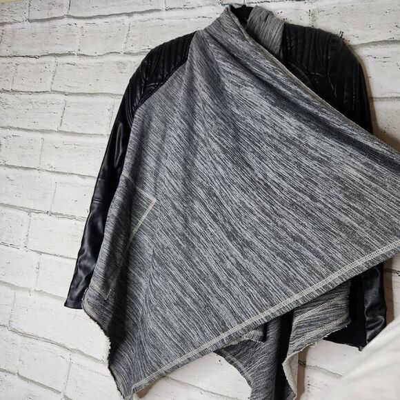 BlankNYC Waterfall Faux Leather Knit Drape Jacket Black Gray Size Small - Picture 5 of 15